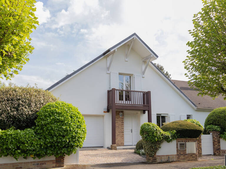 Domaine du golf maison de 9 pièces de 246 m² — photo 1
