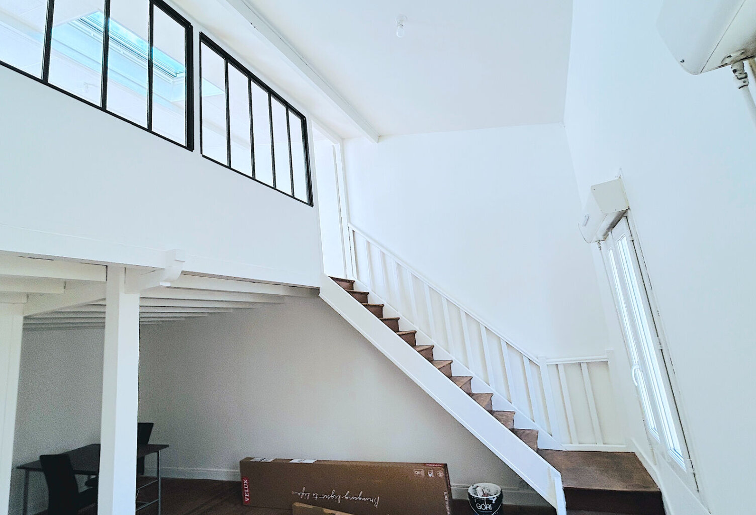 A VENDRE APPARTEMENT 'TYPE LOFT' DE TYPE 3 - SECTEUR BORDEUX CAPUCINS / NANSOUTY — photo 1