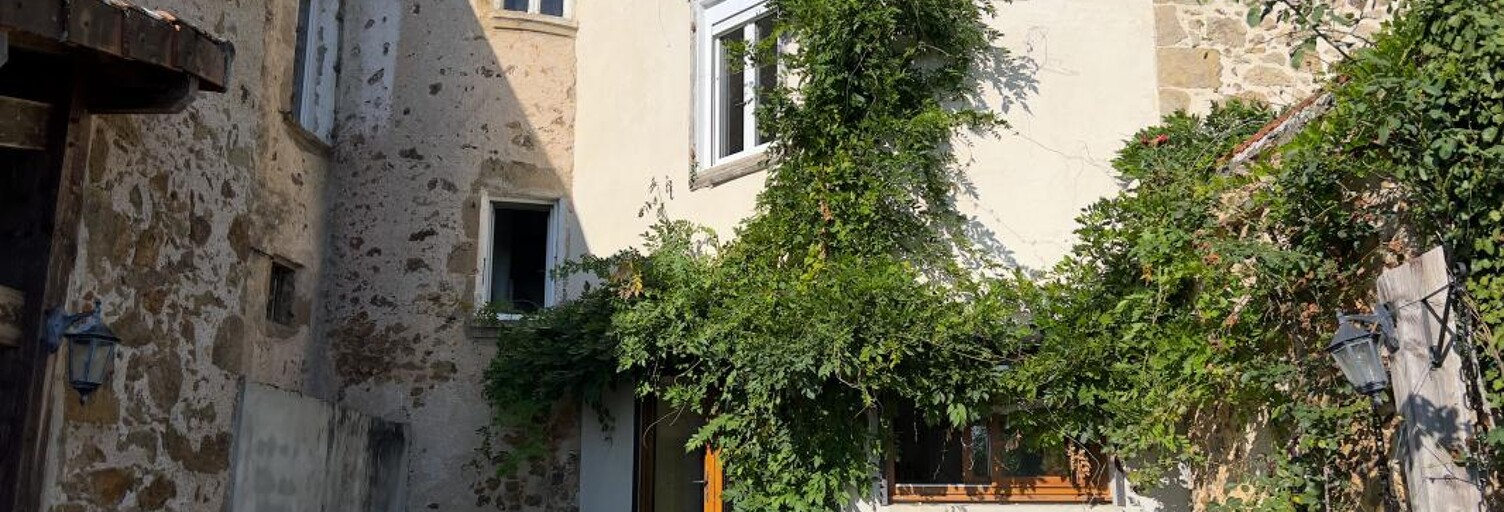 Maison 4 Pièces 112 m² à vendre à Rochechouart (87600)