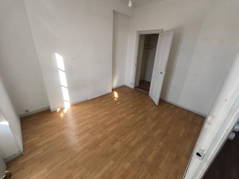 Nîmes centre ville T2 / T3 Appartement — photo 1