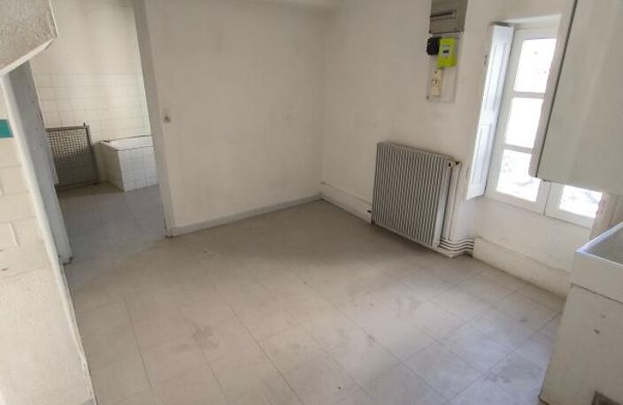 Nîmes centre ville T2 / T3 Appartement — photo 5