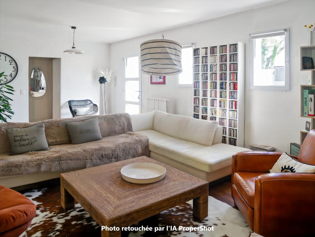 À Vendre Uzès. Maison de 200m2 entièrement rénovée