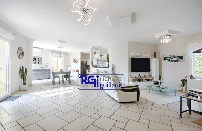 Villa de 190m² de plain-pied, en secteur campagne, au calme abso — photo 4