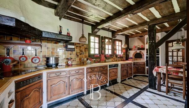 Villa / Maison 9 pièces  à vendre Aix-en-Provence 13100