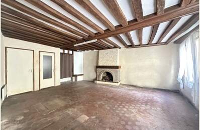 Centre de Courville-sur-Eure, maison 130 m², 3 chambres, garage — photo du bien