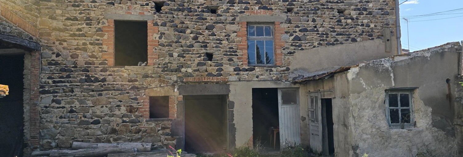 Maison 5 Pièces 149 m² à vendre à Saint-Germain-Lembron (63340)