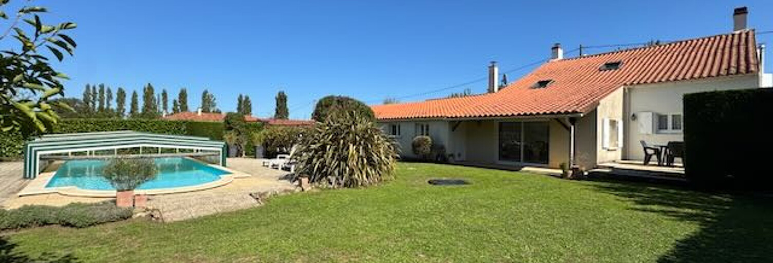 Maison 7 Pièces 151 m² à vendre à Thiré (85210)