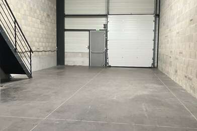 Commerce  323000 €