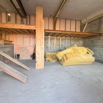 Appartement 4 pièces 152000 €