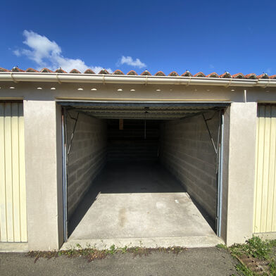 Garage  55000 €