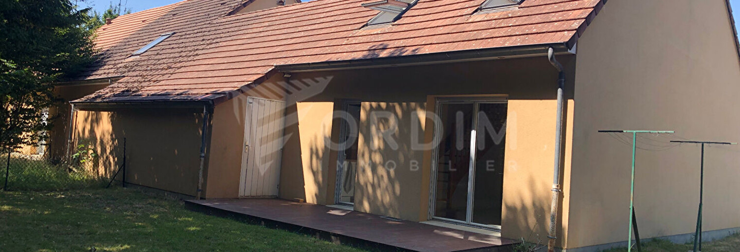 Maison 4 Pièces 81 m² à louer à Neuvy-sur-Loire (58450)