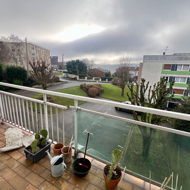 Appartement 4 pièces 108000 €