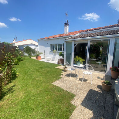 Maison 5 pièces 334400 €