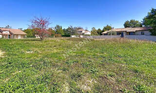 Terrain  777 m² à vendre à Montauban (82000)