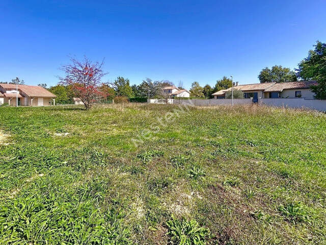 Terrain non viabilisé 777 m² Montauban secteur Saint Martial — photo du bien