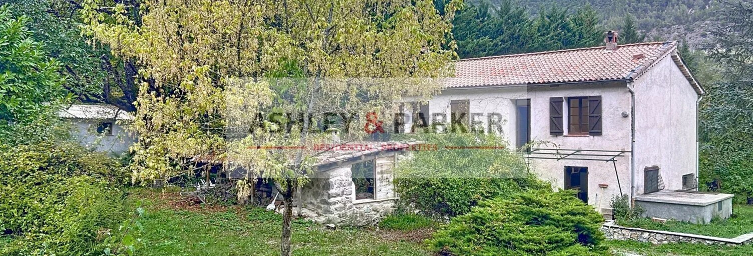 Maison 6 Pièces 140 m² à vendre à Entrevaux (04320)