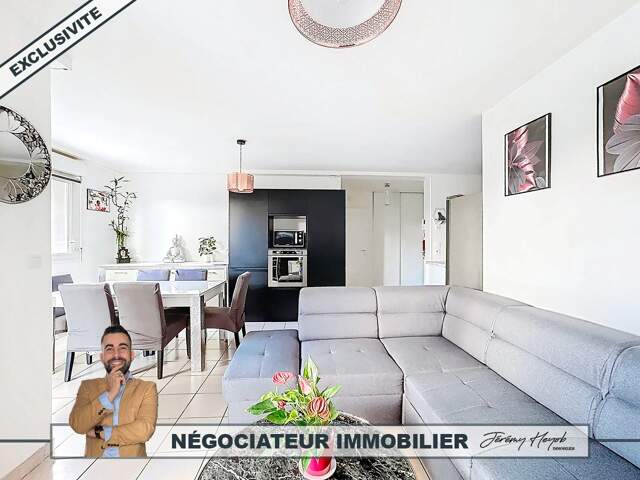 Superbe T4 de 74m² avec jardin privatif de 110m² à Saint-Prie — photo du bien