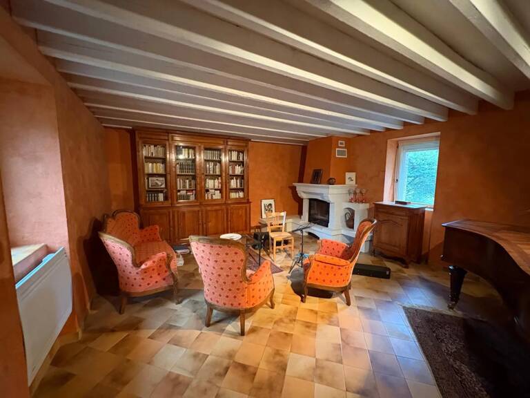 BATISSE DE CHARME — photo 1