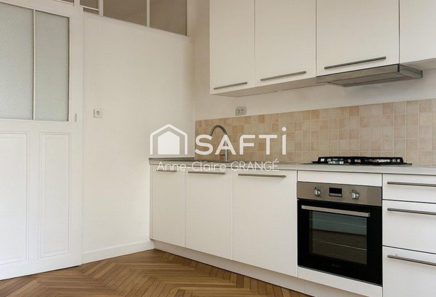 Maison de ville avec cave et courette ,idéal investisseur ou premier achat — photo 1