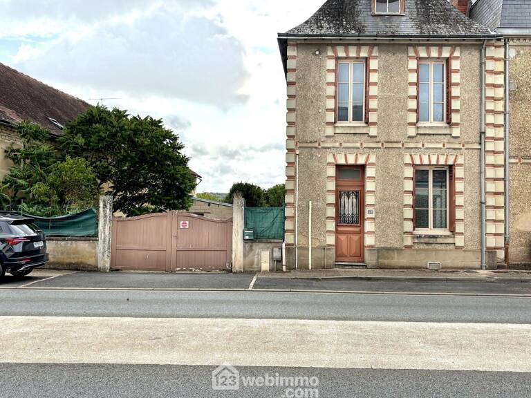 Maison de ville - 95m² - Ingrandes — photo 1