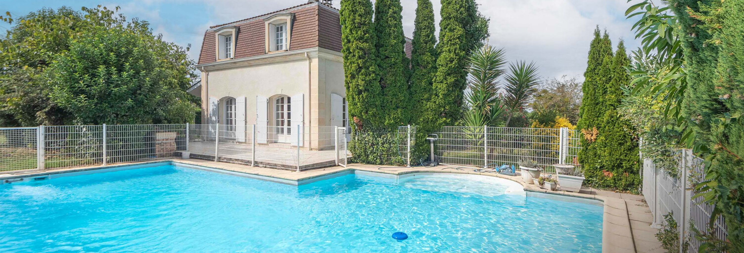 Maison 7 Pièces 230 m² à vendre à Latresne (33360)