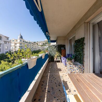 Appartement 4 pièces 599500 €