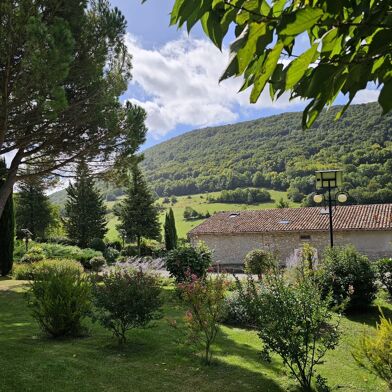 Maison 10 pièces 460000 €