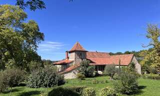 Maison 8 Pièces 298 m² à vendre à Figeac (46100)