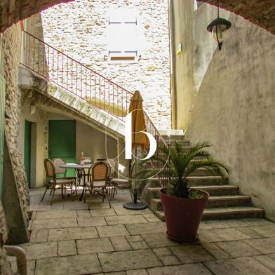 Maison 7 pièces 305000 €