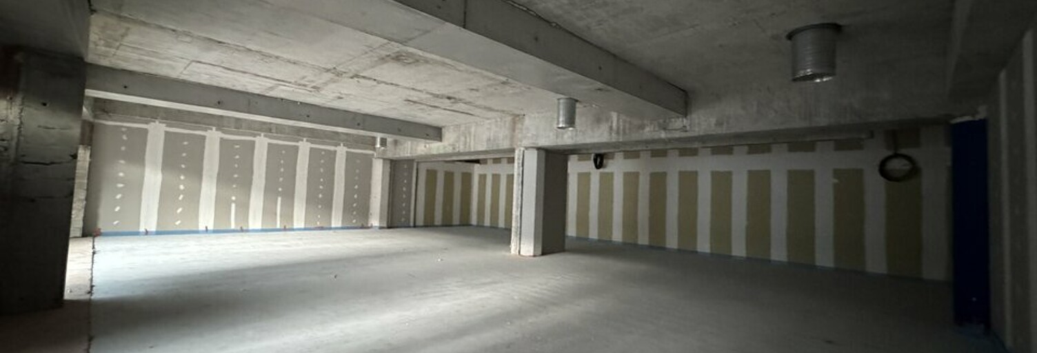 Commerce  471 m² à louer à Tours (37000)