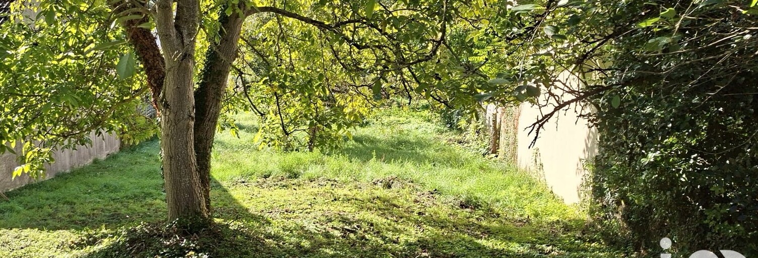 Terrain  615 m² à vendre à Paron (89100)