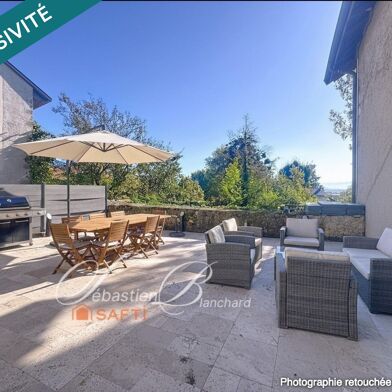 Maison 8 pièces 590000 €