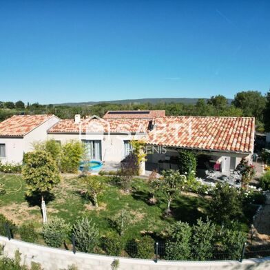 Maison 4 pièces 593000 €