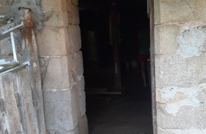MAISON HABITABLE DE CONSTRUCTION TRADITIONNELLE EN PIERRE ET BATIS — photo 5
