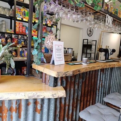 Commerce  136000 €