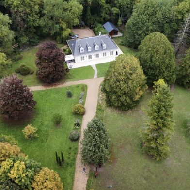 Maison 8 pièces 696800 €