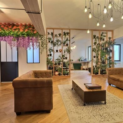 Commerce  255000 €