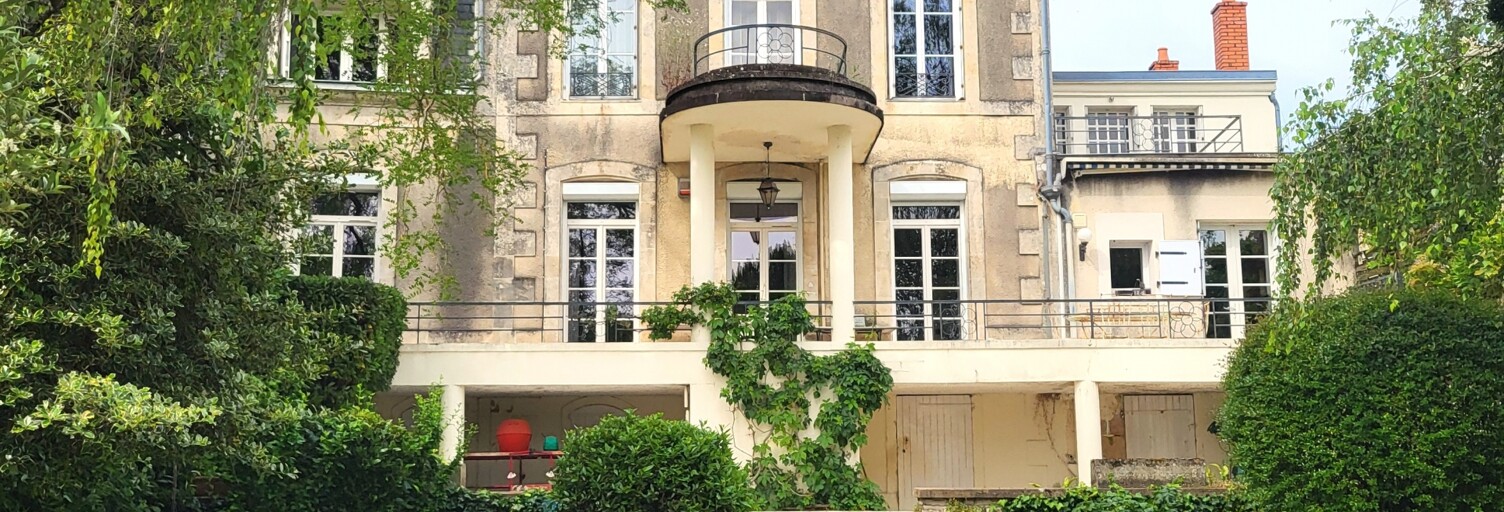 Maison 9 Pièces 370 m² à vendre à Niort (79000)