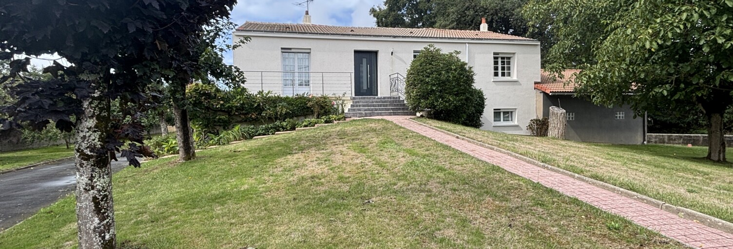 Maison 5 Pièces 141 m² à vendre à Sainte-Flaive-des-Loups (85150)