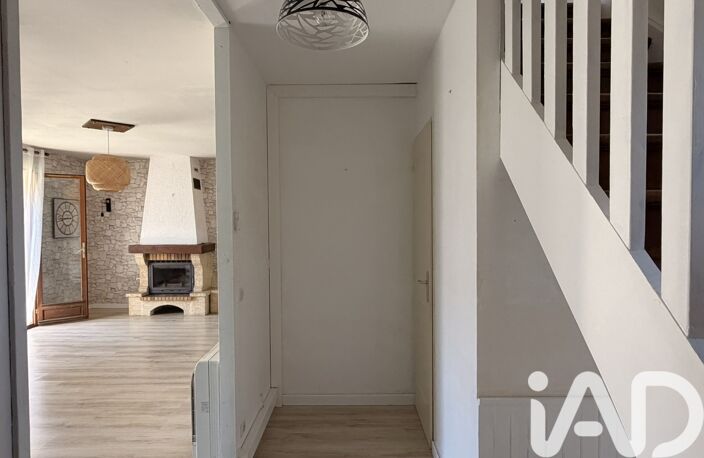 Vente Maison/villa 4 pièces — photo 2