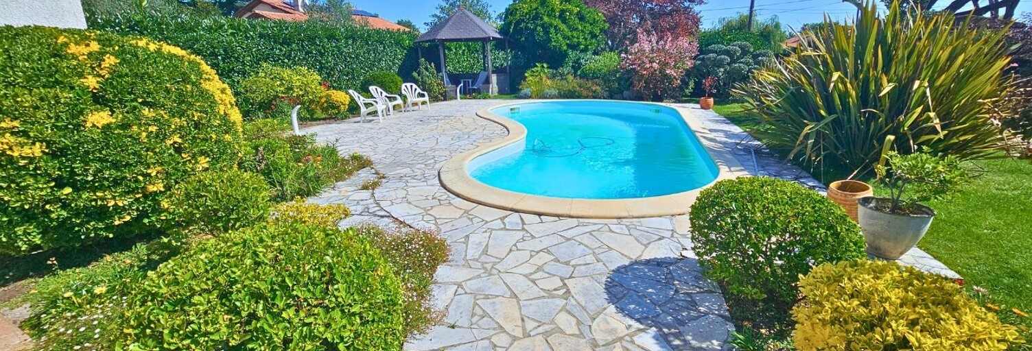 Maison 5 Pièces 136 m² à vendre à Gujan-Mestras (33470)