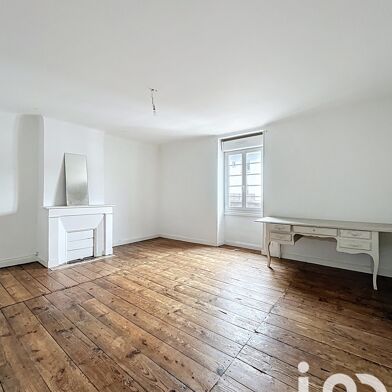 Appartement 3 pièces 213000 €