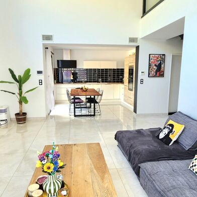 Maison 6 pièces 395000 €