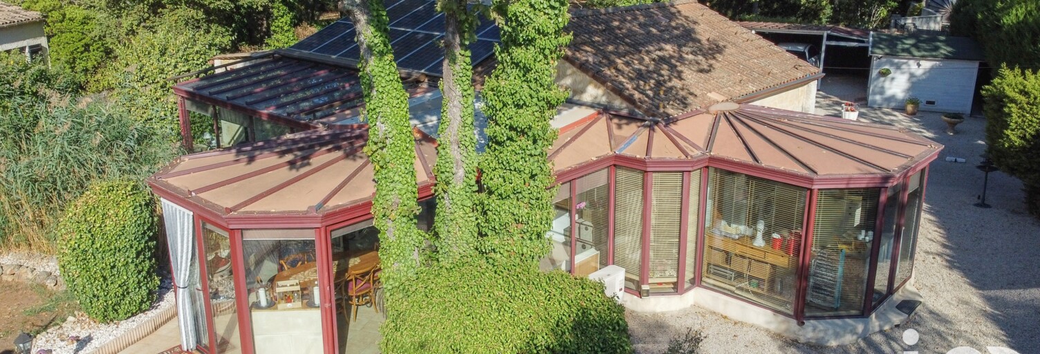 Maison 5 Pièces 136 m² à vendre à Saint-Paul-en-Forêt (83440)