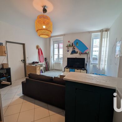 Appartement 2 pièces 125760 €