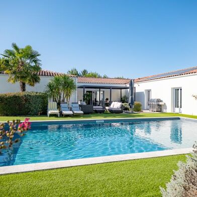 Maison 6 pièces 514500 €