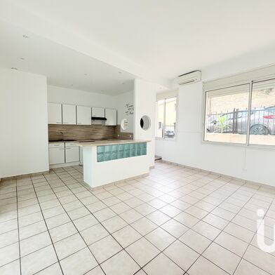 Maison 3 pièces 300000 €