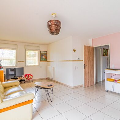 Appartement 3 pièces 210400 €