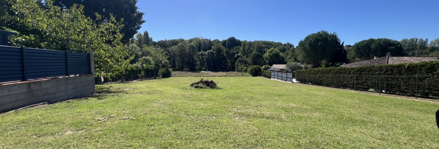 Terrain  1000 m² à vendre à Saint-Caprais-de-Lerm (47270)