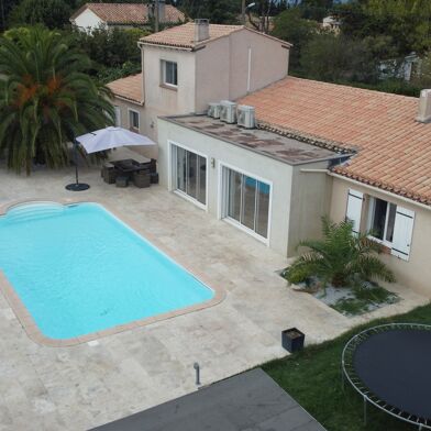 Maison 9 pièces 356000 €